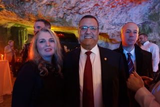Прием для журналистов в пещере Цидкиягу, фото Израиль в лицах