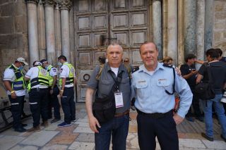 В Иерусалиме Сошел Благодатный Огонь, фото Израиль в лицах