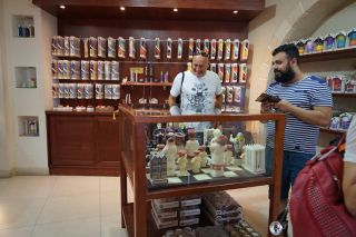 Свечной магазин в Цфате, фото Израиль в лицах