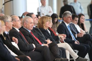 Биньямин Нетаниягу и министр Исраэль Кац открыли новый пассажирский павильон в Бен-Гурионе, фото Израиль в лицах, А.Токарь