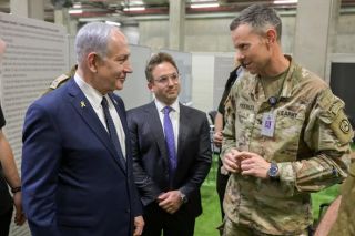 Биньямин Нетаниягу посетил Центр военно-гражданской координации (CMCC) в Кирьят-Гате