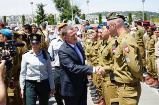 В Кнессете чествовали 120 солдат-отличников ЦАХАЛа, фото Израиль в лицах