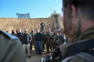 Биньямин Нетаниягу посетил сегодня буферную зону в Сирии