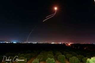 Ракетные обстрелы центра страны, фото Довбер Гройсман