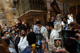 В Иерусалиме Сошел Благодатный Огонь, фото Израиль в лицах