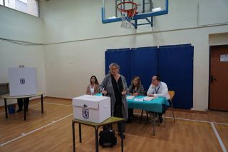 Президентская чета Реувен и Нехама Ривлин голосуют на выборах мэра Иерусалима (второй тур), фото Израиль в лицах